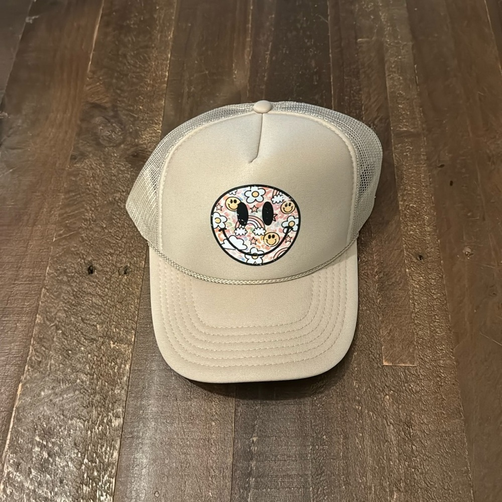 Smiley‎ Trucker Cap